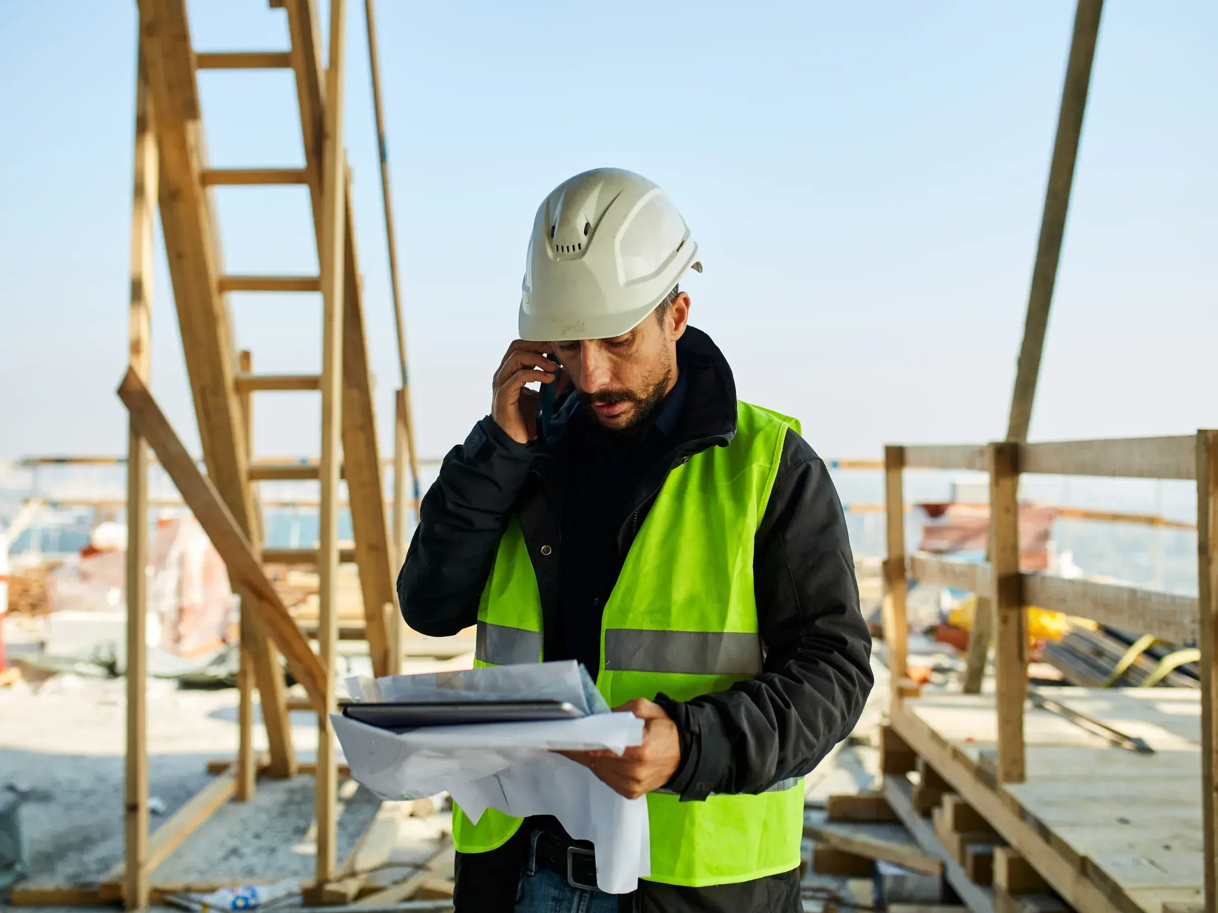 Fleet tracking hardware installation